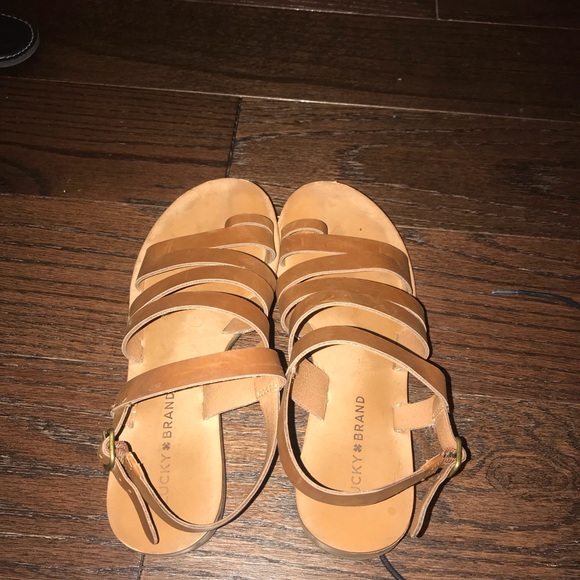 Women’s shoes - Picture 4 of 8